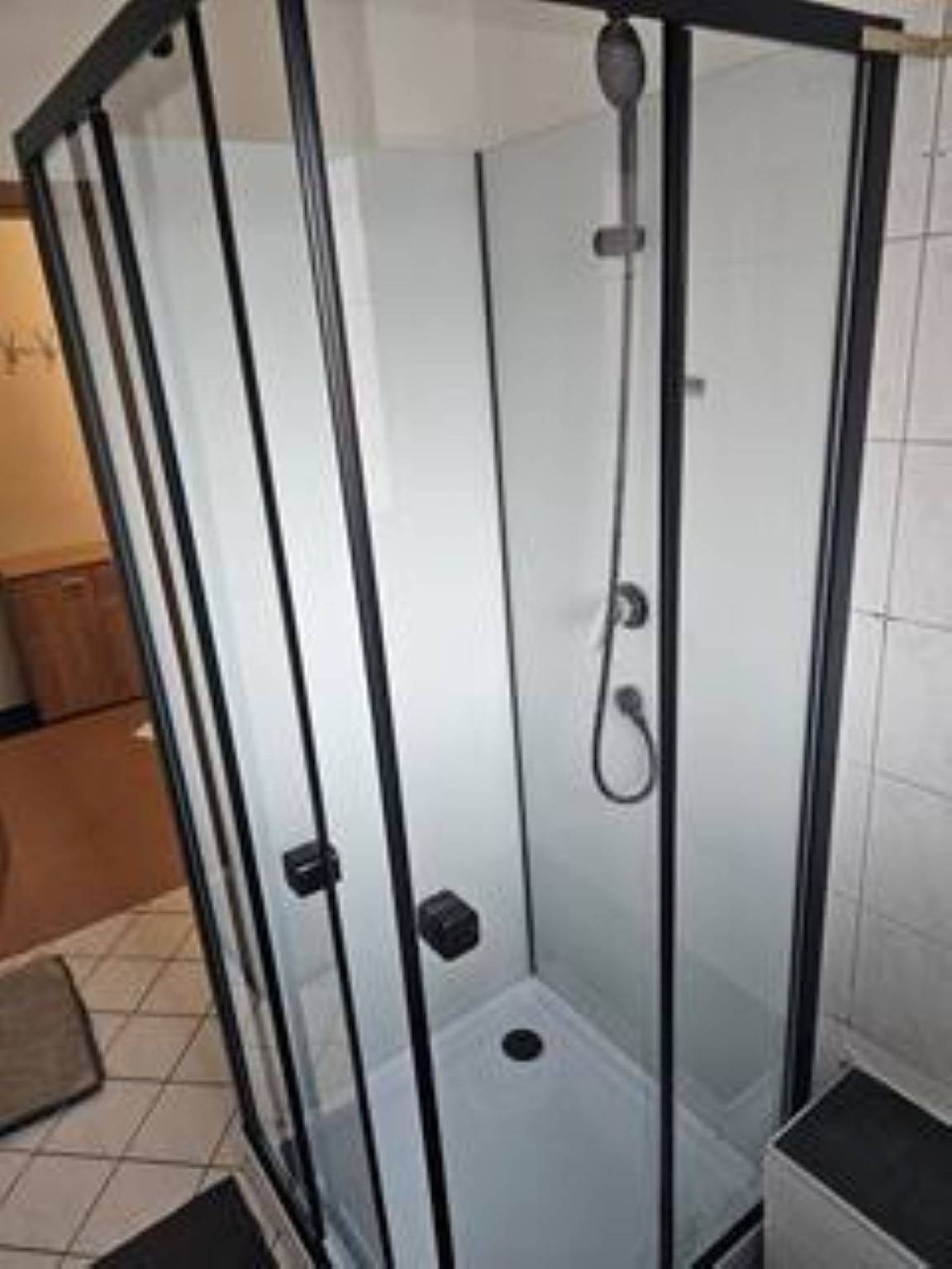 Ganze Ferienwohnung, Voll ausgestattete Monteur- Ferienwohnung direkt an der Raffinerie Leuna in Leuna, Saale-Unstrut