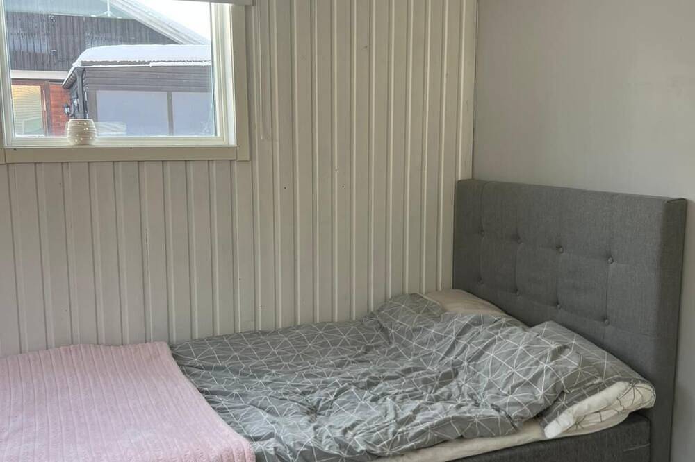 House with large social areas, fantastic backyard and bathroom with sauna and bathtub in Lulea, Bottenwiek