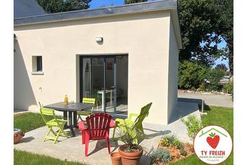 Gîte pour 2 personnes, avec jacuzzi ainsi que jardin et terrasse à Plougastel-Daoulas