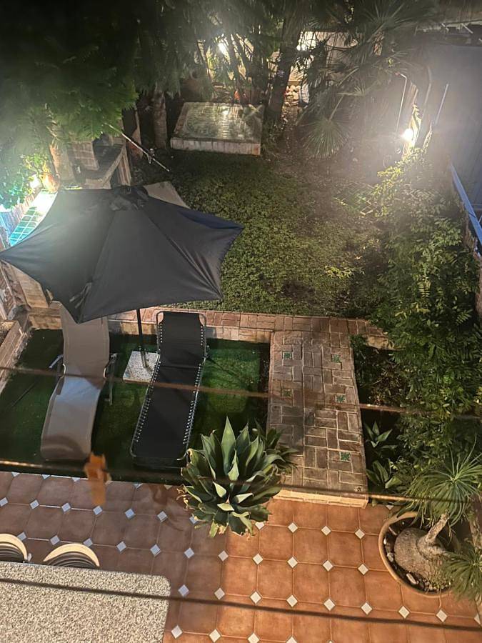 Location de vacances pour 6 personnes, avec vue et jardin à Calabardina - 4