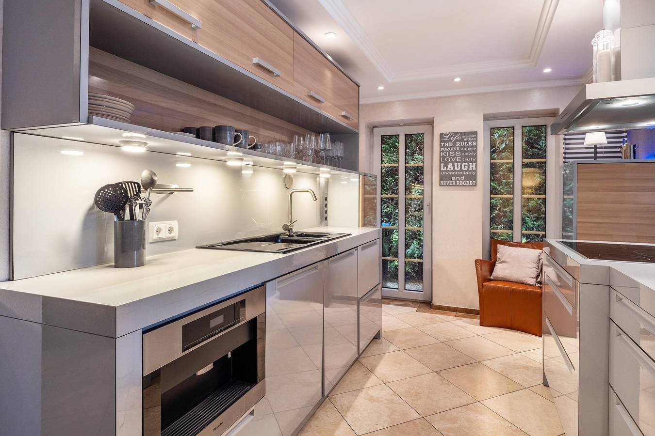 Gastenhuis 'Traumhaus Whirlpool Sauna Grill' met Privéterras, Wi-Fi en Airconditioning, foto 10