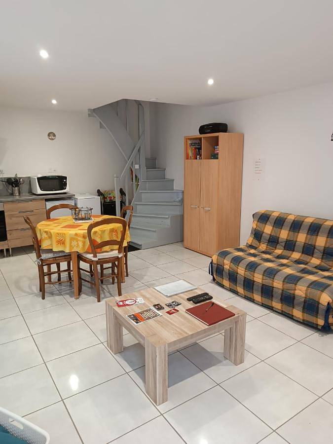 Gîte pour 3 personnes à Saint-Vincent-Sterlanges