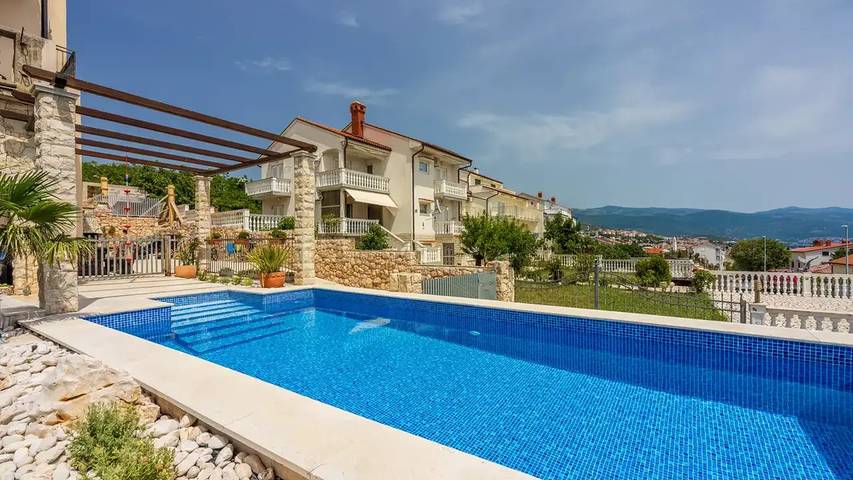 Gîte pour 5 personnes, avec piscine et jardin à Novi Vinodolski - 3