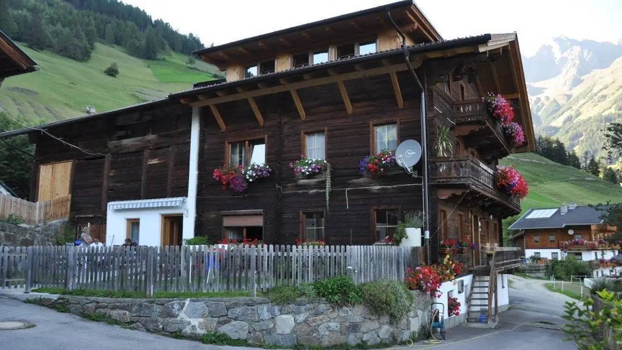 Ganze Ferienwohnung, Ferienwohnung für 7 Personen (70 m²) in Virgen in Virgen, Bezirk Lienz