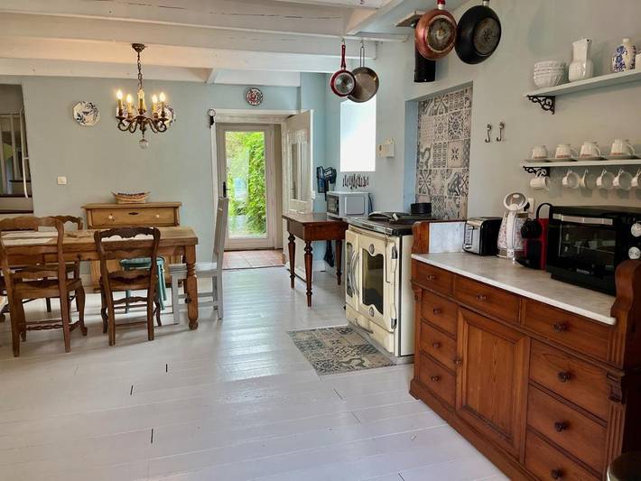 Location de vacances pour 6 personnes, avec vue et jardin, animaux acceptés à Le Vigeant - 4