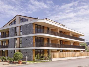 Ferienwohnung für 4 Personen, mit Terrasse und Ausblick sowie Sauna und Garten in Oberndorf in Tirol