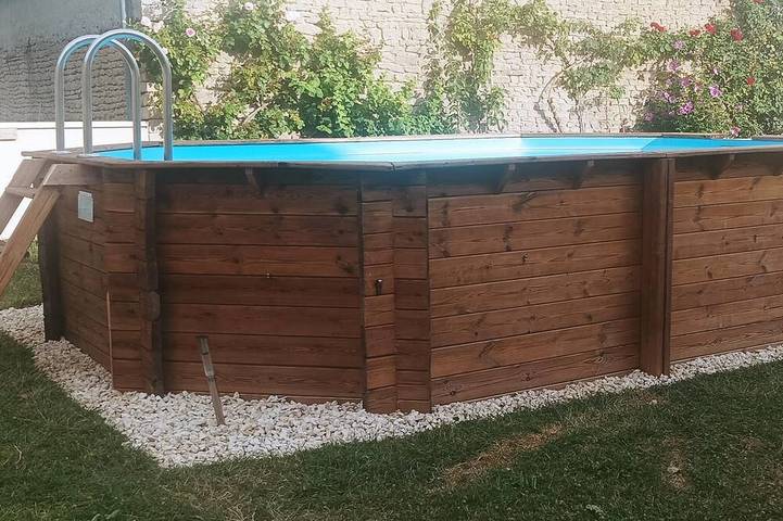 Maison de vacances pour 12 personnes, avec Jacuzzi ainsi que Terrasse et Jardin à Genouillé