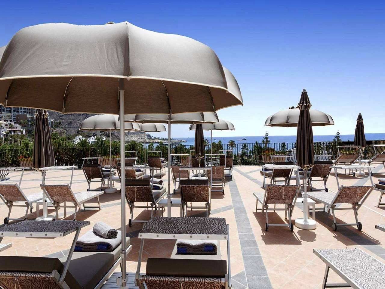 Aparthotel para 4 personas con terraza in Playa del Cura, Gran Canaria Sur