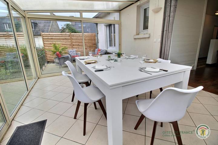 Gîte pour 10 personnes, avec terrasse et jardin à Saint-Cast-le-Guildo - 3