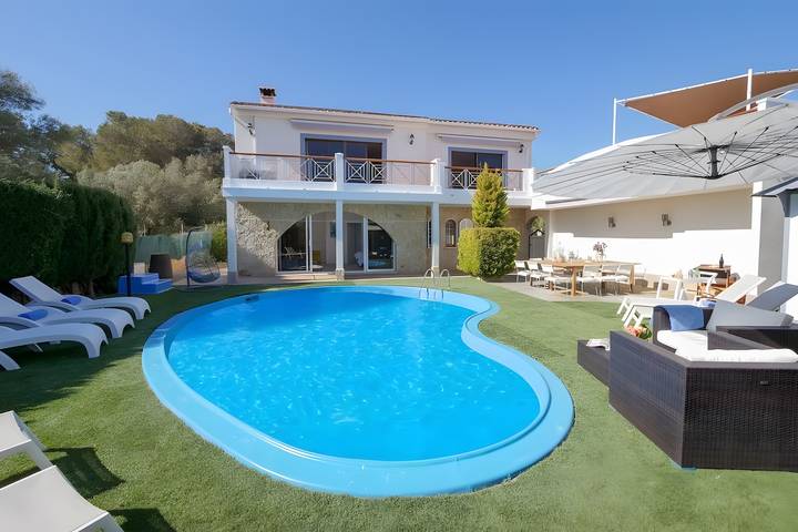 Ferienhaus für 12 Personen, mit Balkon und Garten in Calas de Mallorca - 2