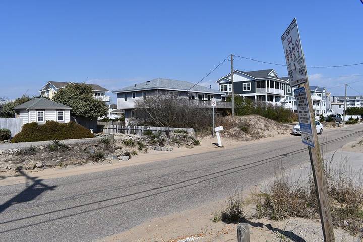 Vacation house for 12 people, with hot tub and yard, with pets in Sandbridge