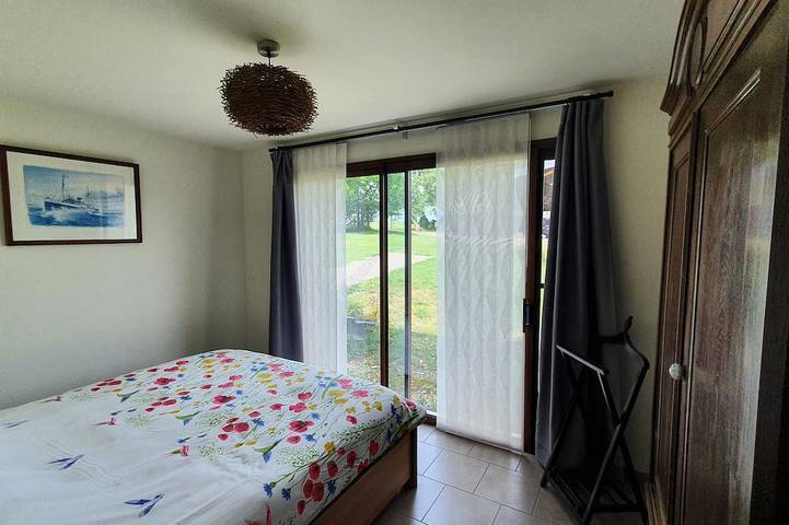 Location de vacances pour 4 personnes, avec jardin ainsi que terrasse et piscine, animaux acceptés à Claudon - 2