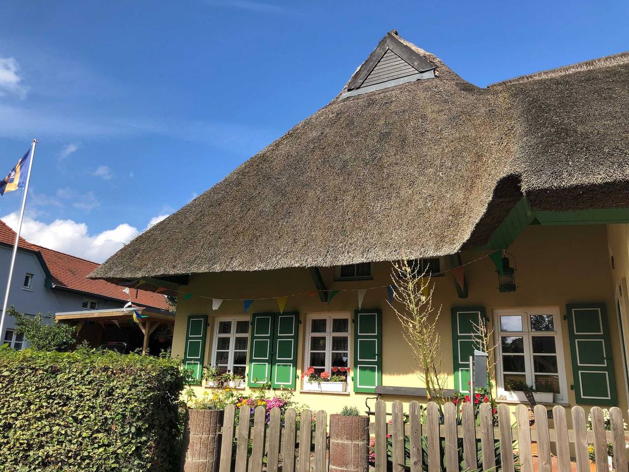 Ganze Ferienwohnung, Im Reetdachhaus in Wustrow, Fischland