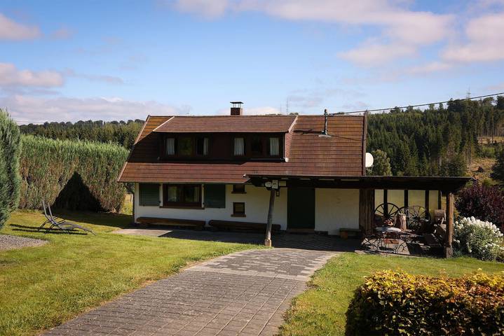 Ferienhaus für 5 Personen, mit Terrasse und Garten im Westerwald