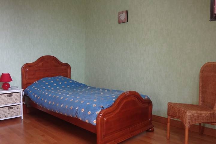 Location de vacances pour 6 personnes, avec terrasse et jardin à Trévières - 4