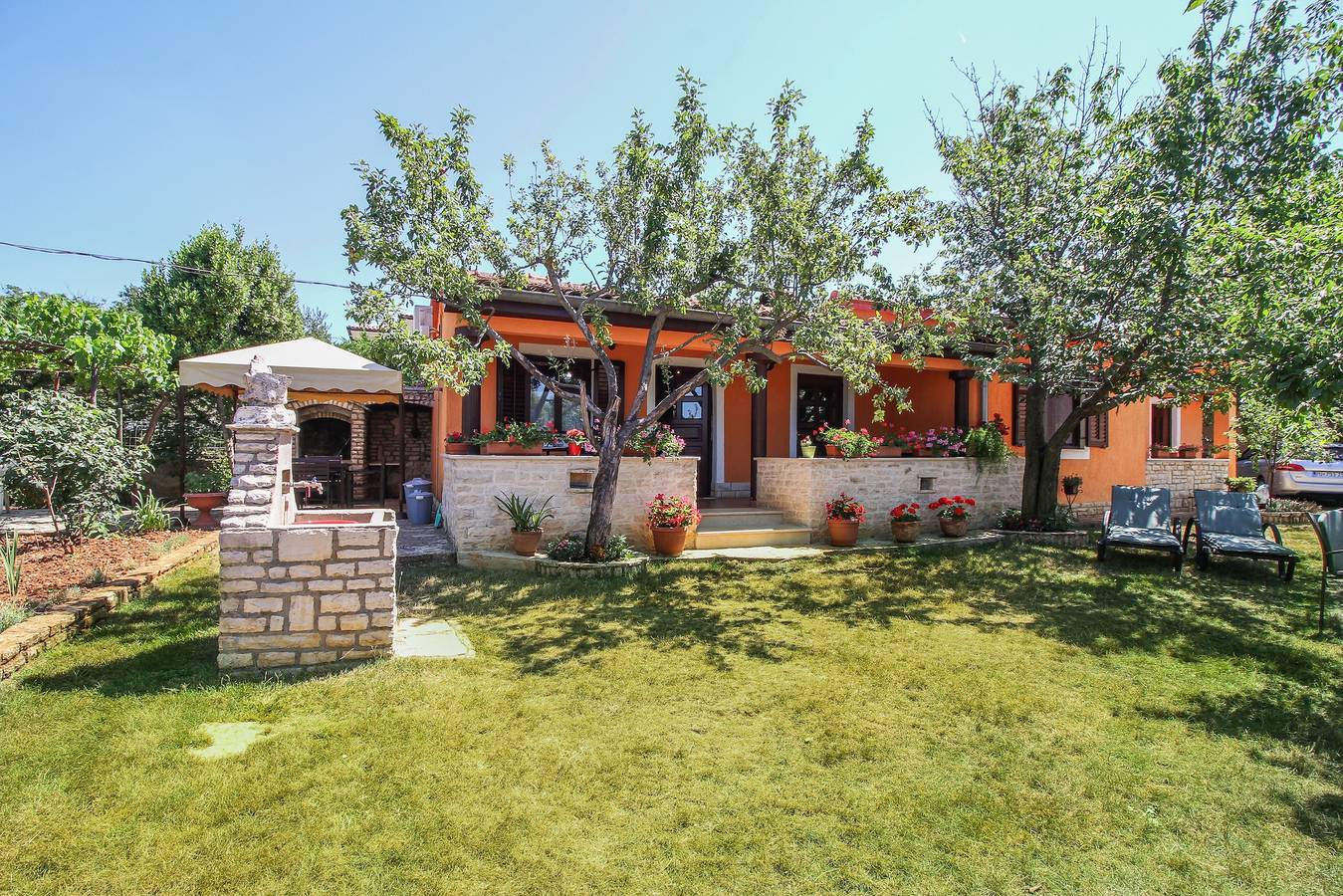 Casa vacanza a Smoljanci a partire da 75€ a notte