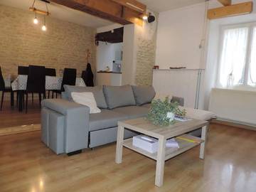 Gîte pour 5 personnes, avec terrasse à Pouillenay