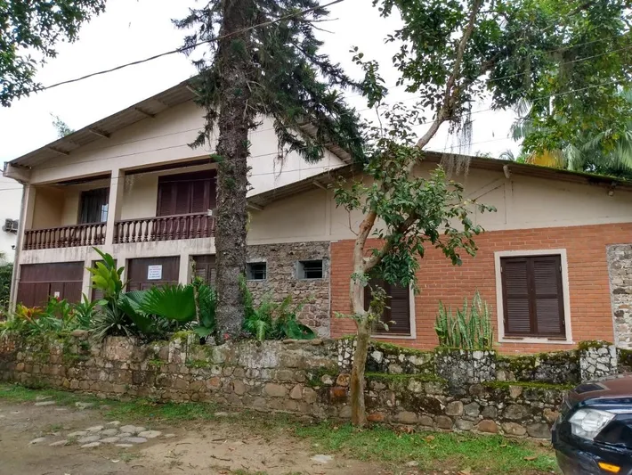 Casa de vacaciones para 15 personas, con vistas y terraza además de piscina y jardín, Se admiten mascotas - 1