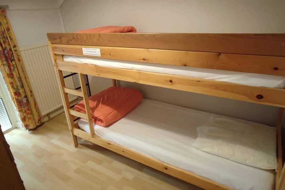 Entire apartment, Apartment Narcisse in Ceillac, Queyras