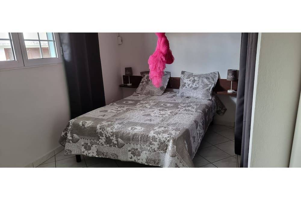 Bright, welcoming villa in Anses d'Arlet in Les Anses-d'Arlet, Martinique