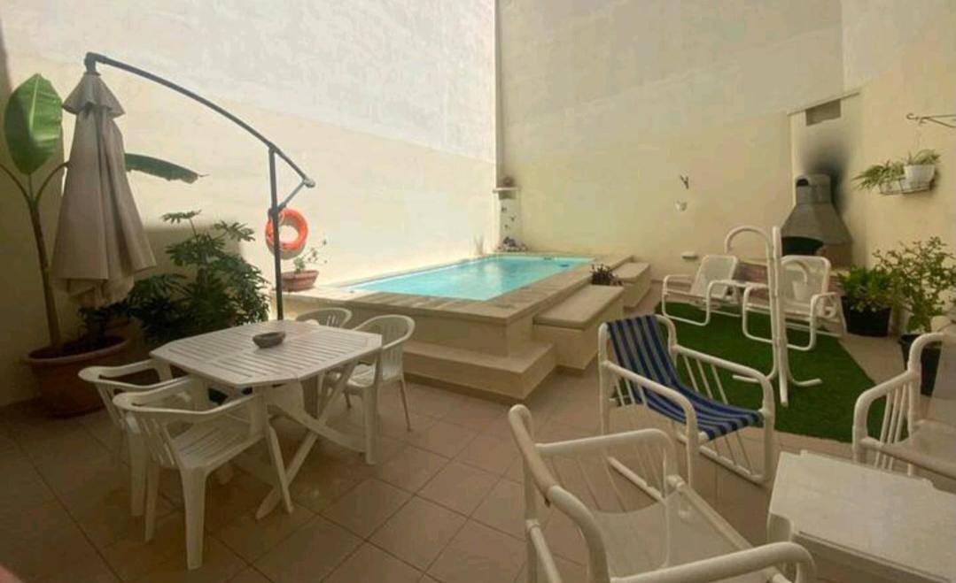 Appartement entier, The Valley Maisonette with private pool in M'scala in Marsaskala, Île de Malte