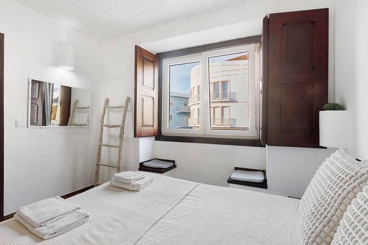 Entire apartment, Oasis de Ferrel - Renovated Apartment near Baleal Beach – Surf & Relax in Ferrel, Leiria District