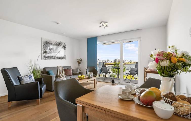 Ganze Ferienwohnung, Apartment mit Meerblick, Terrasse und Parkplatz, 1 km zum Strand in Olpenitz, Kappeln