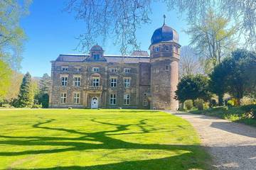 Schloss für 8 Personen, mit Terrasse und Garten in Nordrhein-Westfalen