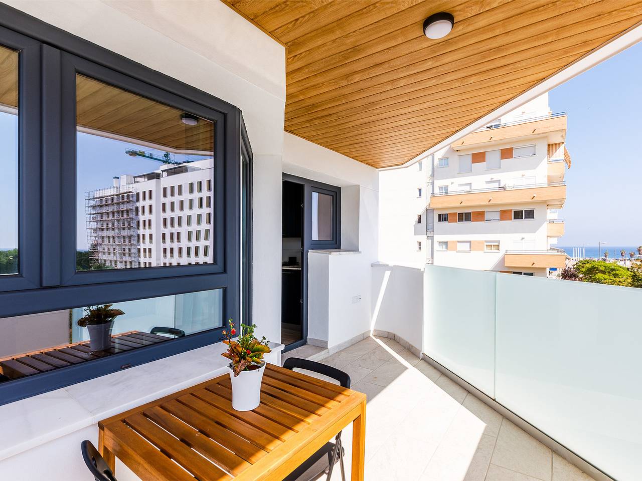 Entire apartment, Modern apartment in Torre del Mar with terrace and pool in Torre del Mar, Costa del Sol