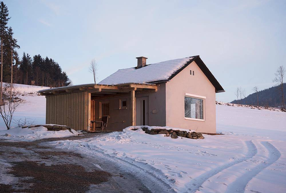 Winters Panoramahäuschen in Steirerland