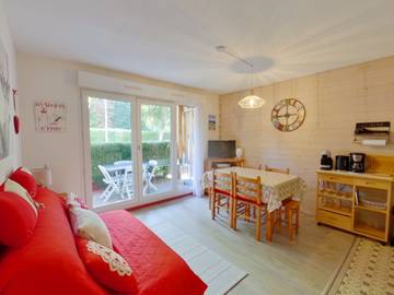 Gîte pour 4 personnes, avec terrasse à Les Rousses