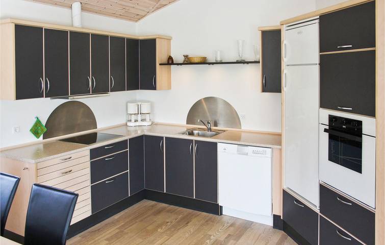 Ferienhaus für 8 Personen, mit Whirlpool und Terrasse sowie Sauna in Agger - 3