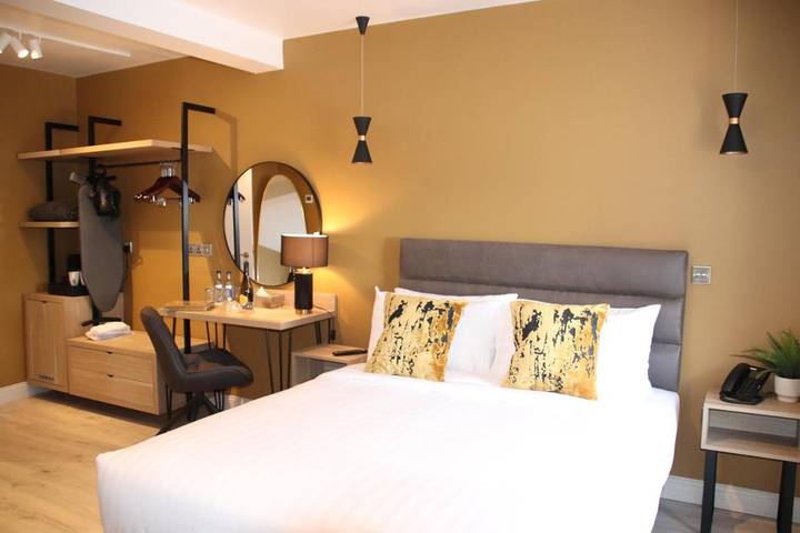 Location de vacances pour 2 personnes, avec vue et jardin à Fermoy - 4