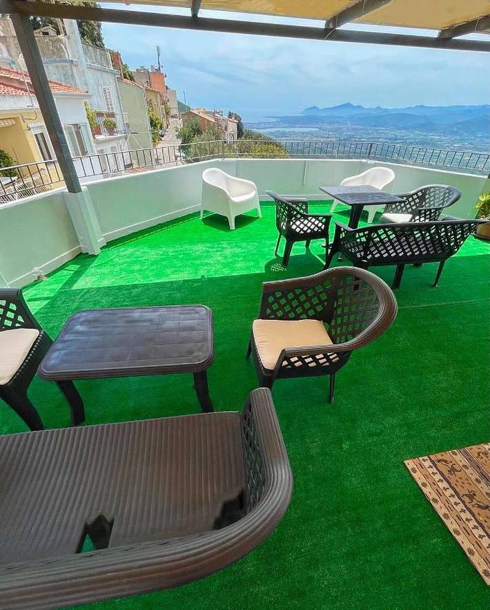 Location de vacances pour 2 personnes, avec terrasse et vue à Baunei - 2