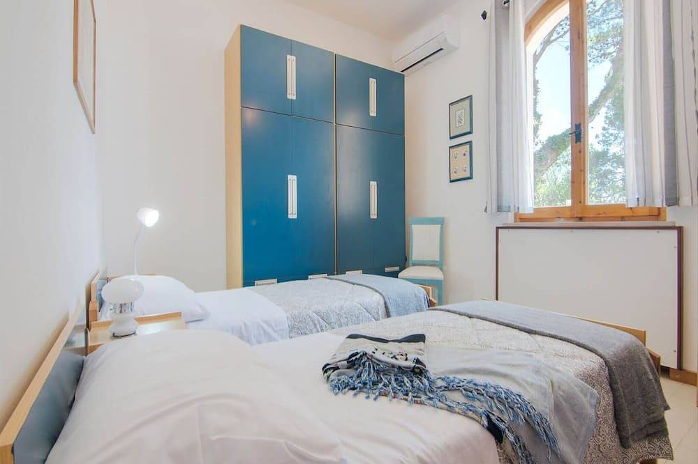 Enchanting Coastal with Views in Pesaro, Valle del Metauro