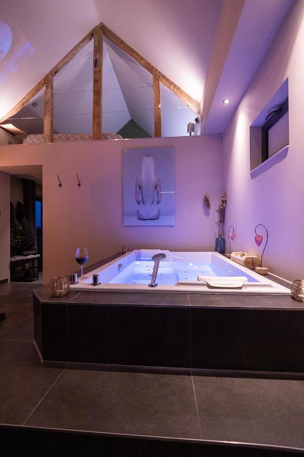 Bed & breakfast voor 2 personen, with tuin and sauna as well as uitzicht - 1