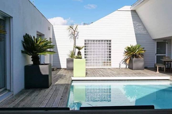 Location de vacances pour 15 personnes, avec Terrasse et Jardin dans Port De Vannes