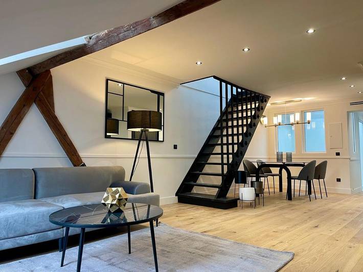 Appartement voor 4 personen, met balkon in Dijon