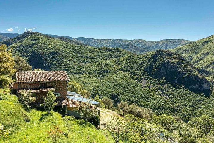 Villa für 8 Personen, mit Ausblick und Garten - 1
