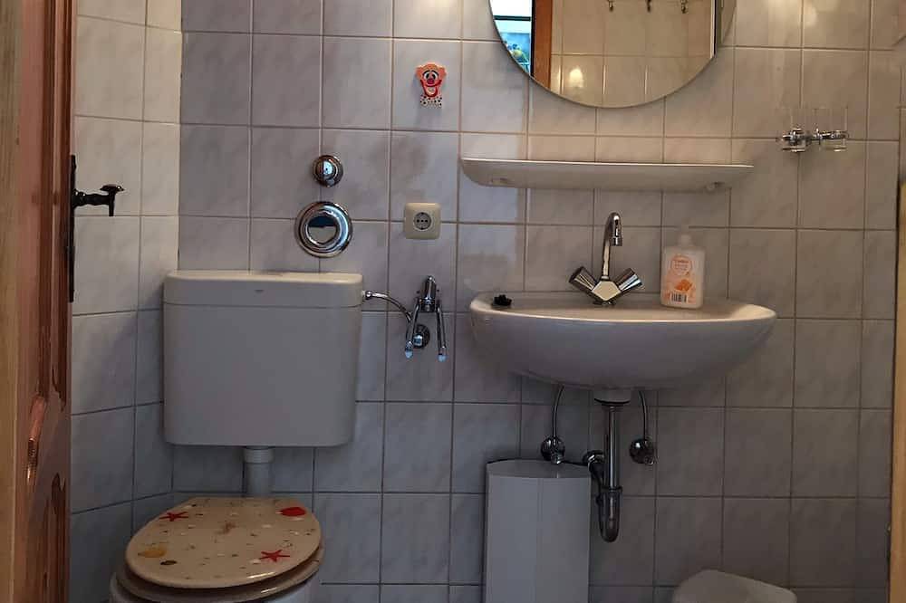Ganze Wohnung, Obergeschosswohnung mit Ausblick in Mechernich, Naturpark Hohes Venn-Eifel