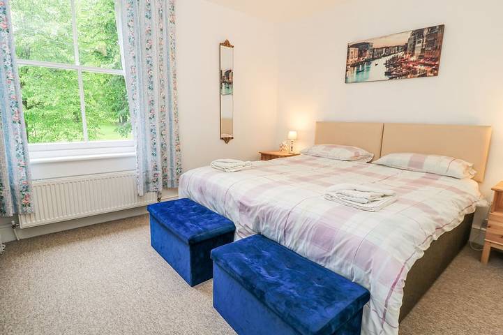 Rojoy, family friendly in Salisbury in Salisbury, Wiltshire