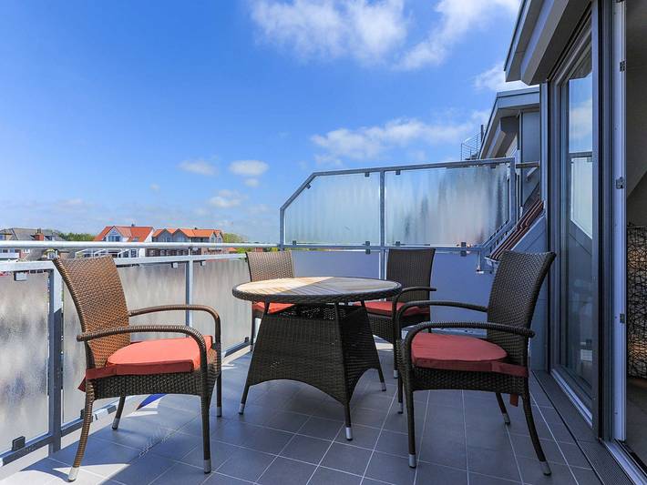 Ferienwohnung für 4 Personen, mit Balkon und Ausblick in Bensersiel - 2