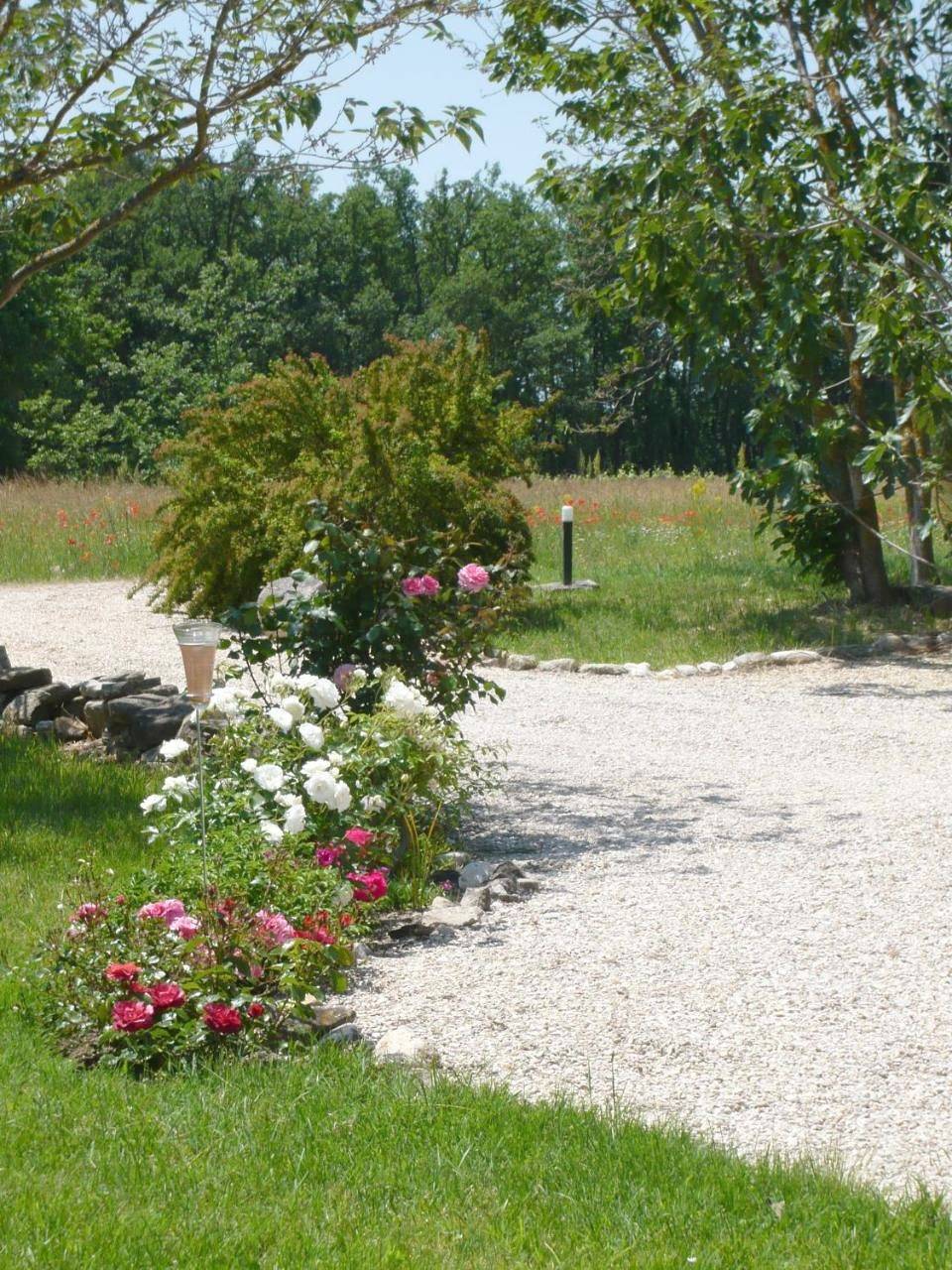 Le Mas Saint Jacques in Crillon-le-Brave, Parc naturel régional du Mont-Ventoux