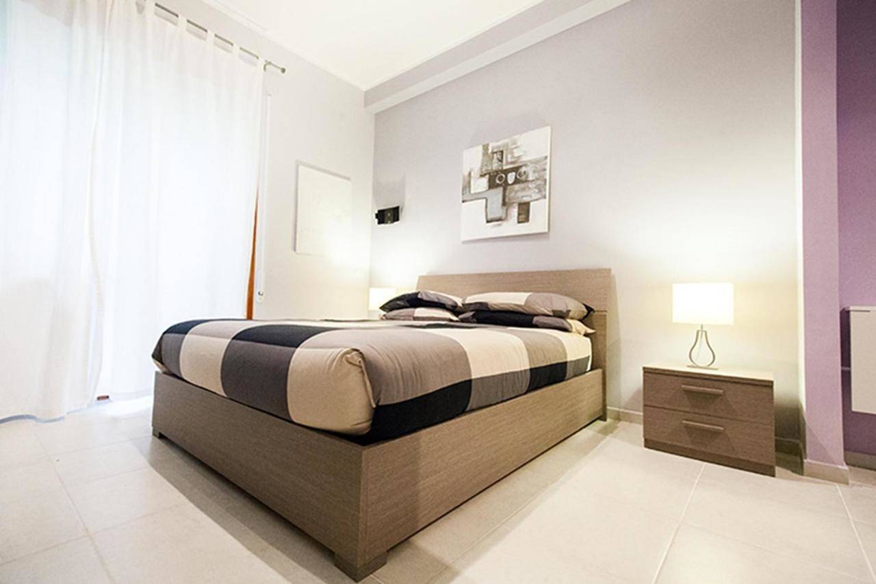 Appartamento intero, Four-Bedroom Apartment in Ostia, Roma
