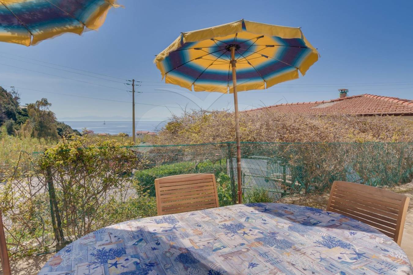 Ganze Ferienwohnung, Ferienwohnung für 6 Personen mit Terrasse in Pomonte, Marciana