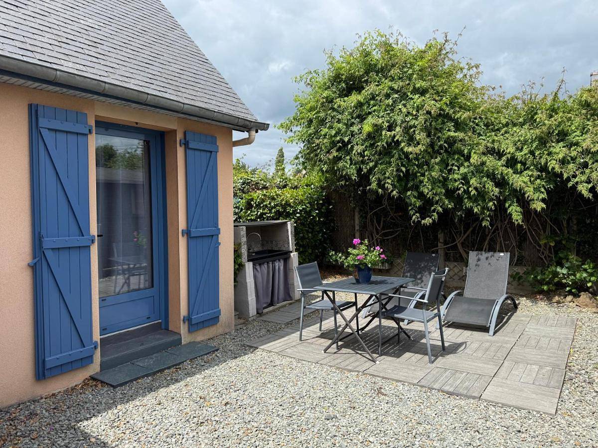 Suite à 800m de la plage in Saint-Lunaire, Région de Saint-Malo