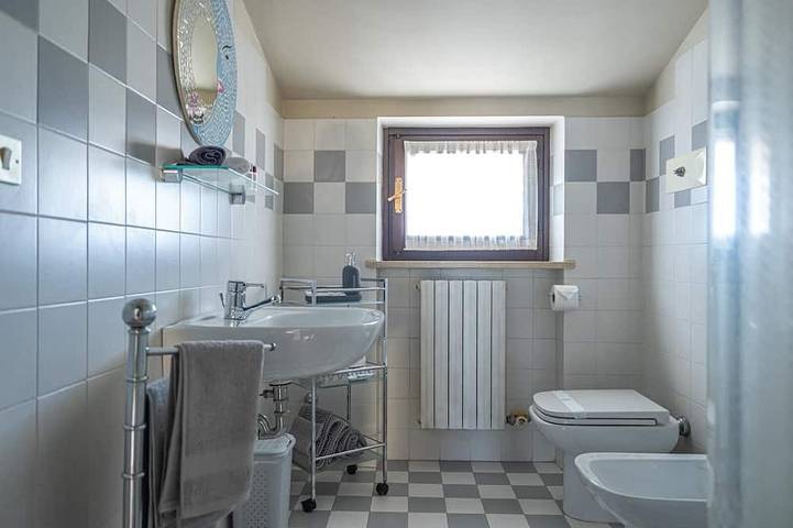 Under The Starr ten minutes from the lake cozy attic apartment. in Valeggio sul Mincio, Provincia de Verona