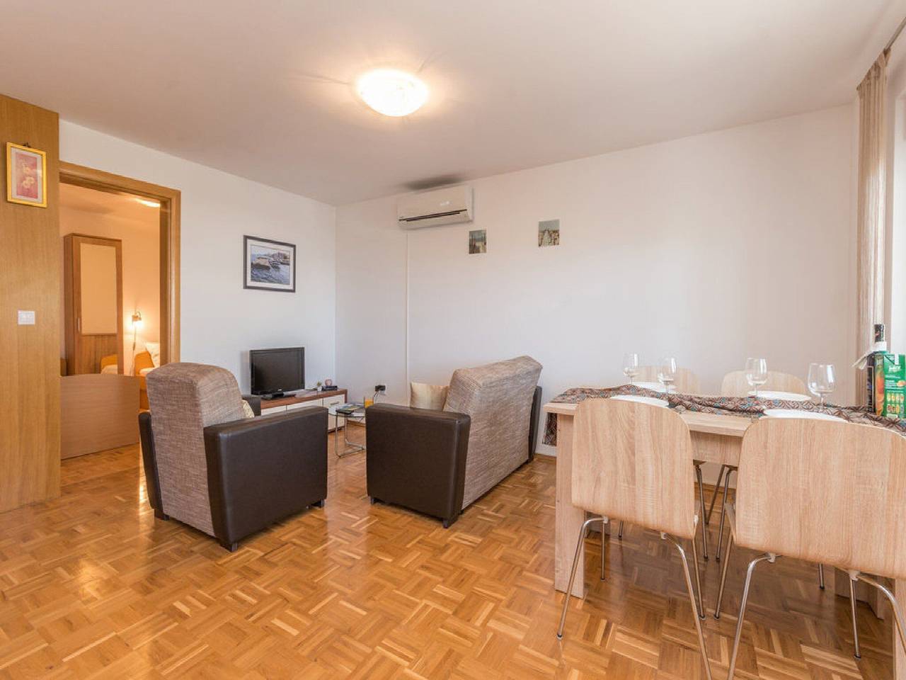 Appartamento vacanze a Pasman a partire da 146€ a notte