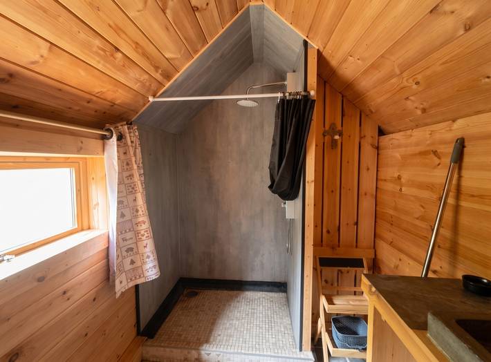 Acogedor chalet con piscina compartida en Chazemais in Chazemais, Región de Montluçon