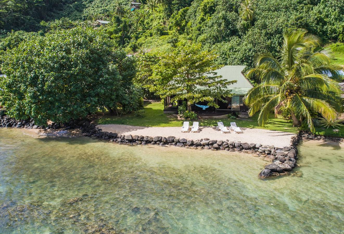 Beach Villa Wallis - Robinson's Cove in Mo'orea